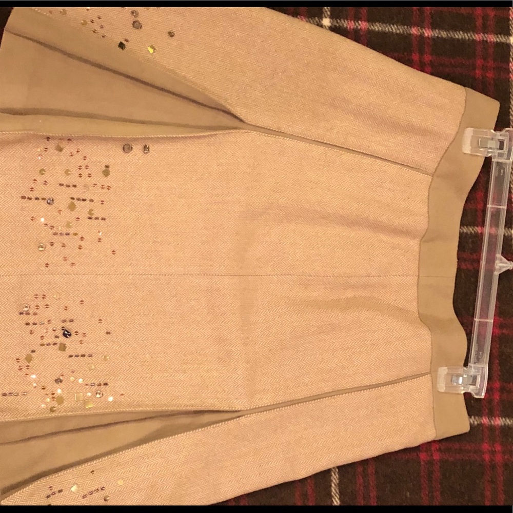 Pleated skirt